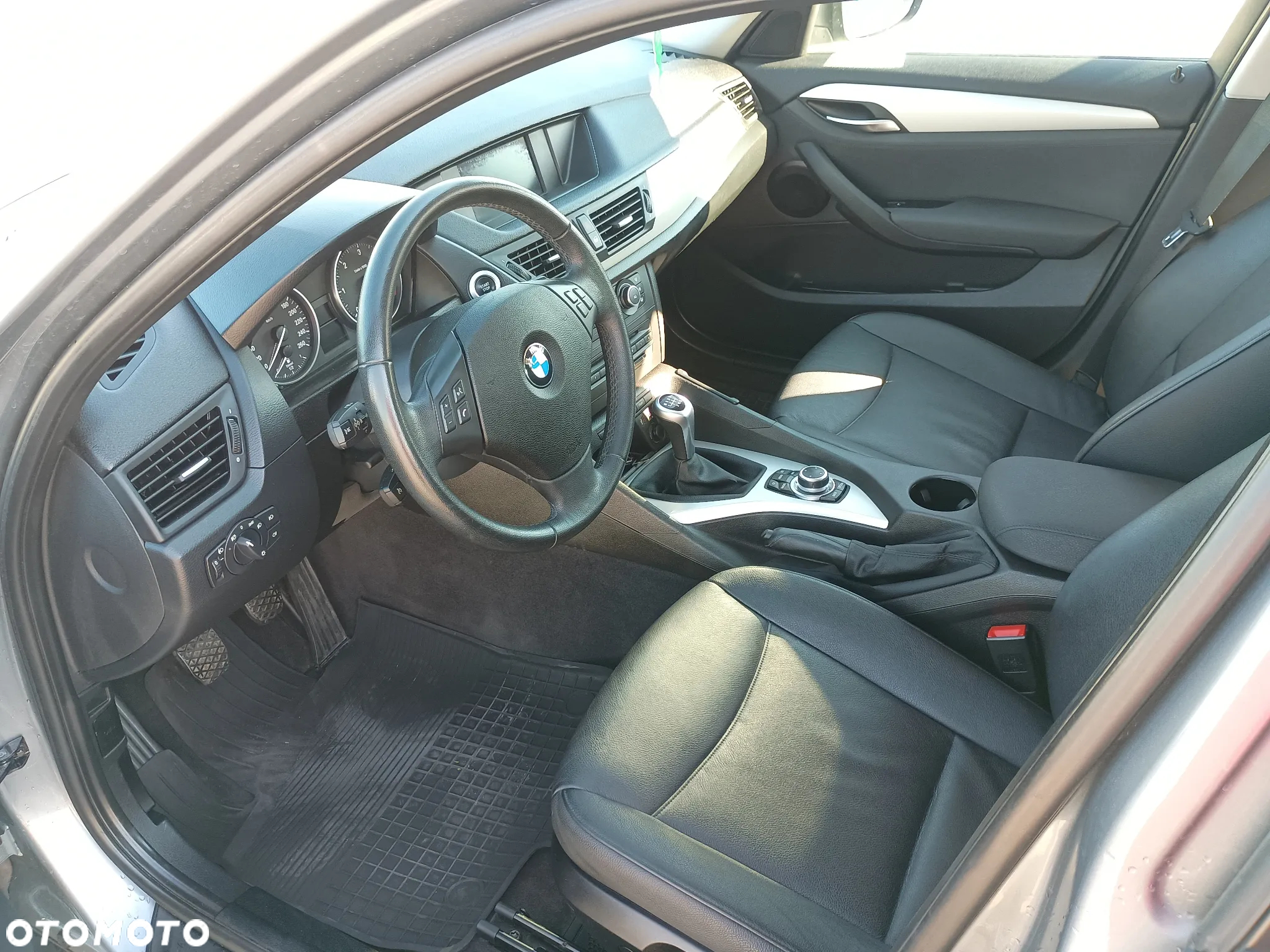 BMW X1 - 10