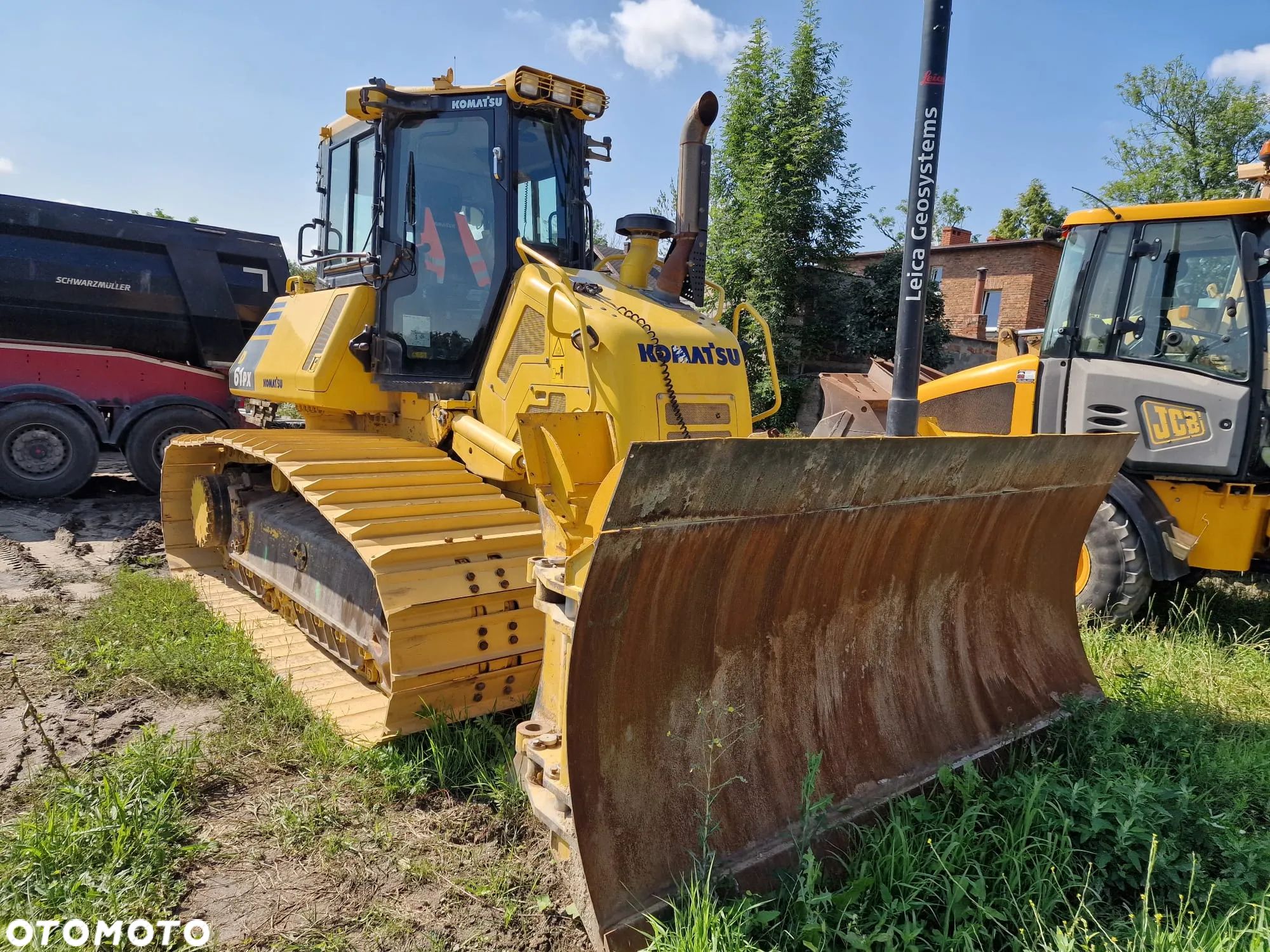 Komatsu D61PX-24 - 1