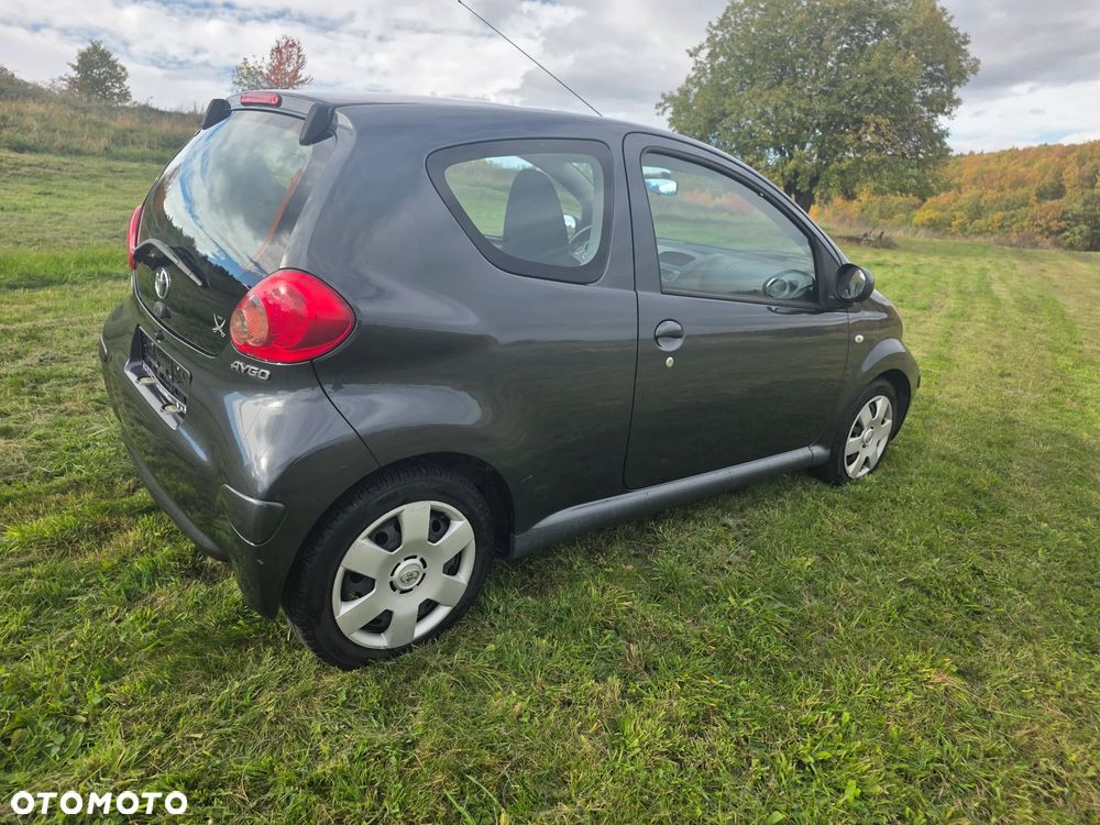 Toyota Aygo 2007 photo 2