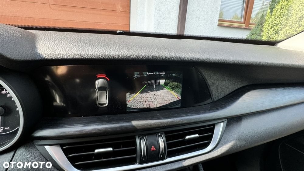 Alfa Romeo Stelvio 2.0 Turbo B-Tech Edition Q4 - 13