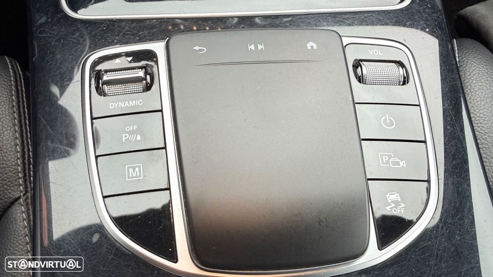 Mercedes-Benz GLC 300 de 4Matic 9G-TRONIC AMG Line Plus - 35