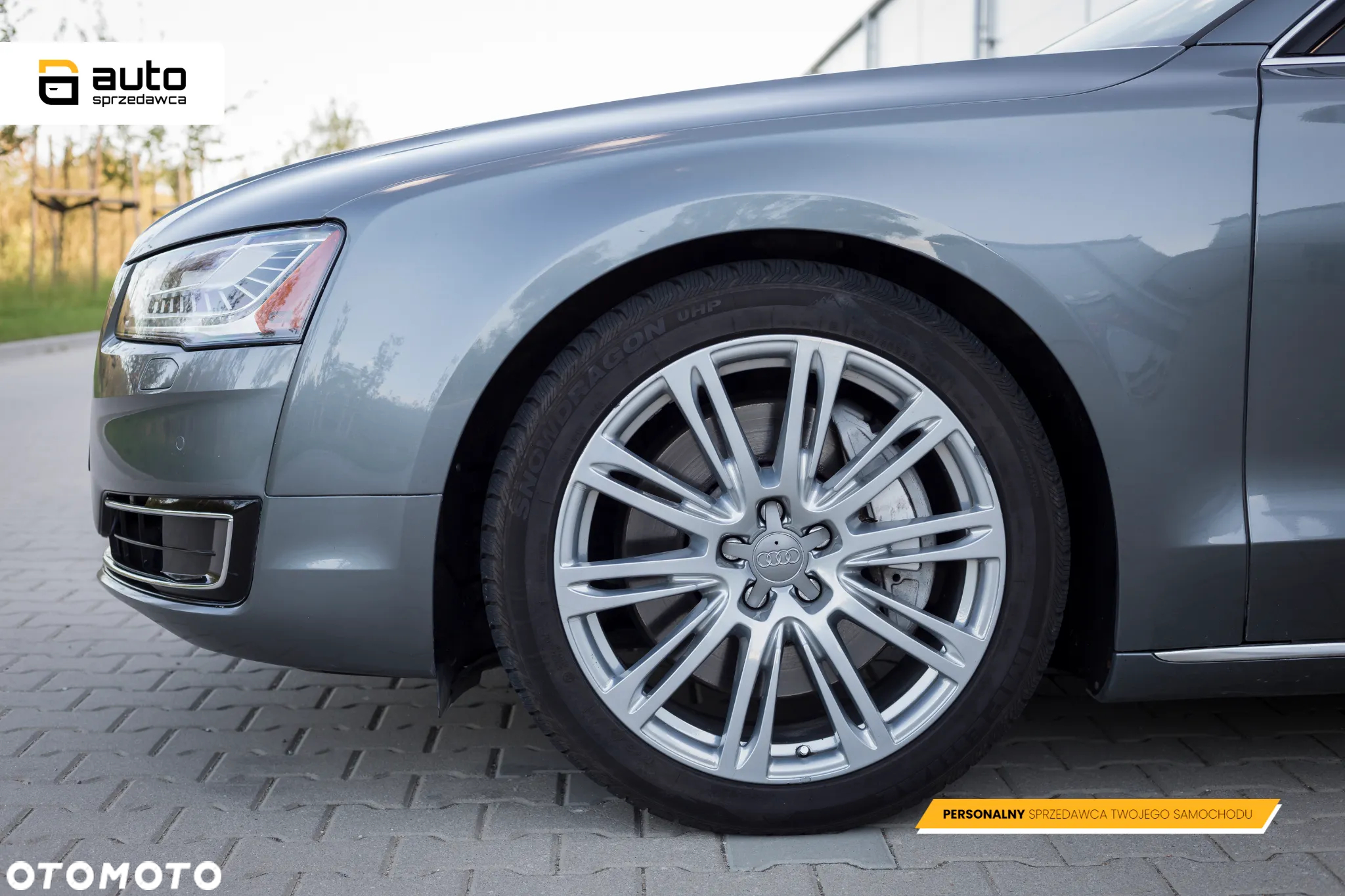 Audi A8 - 8