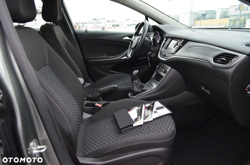 Opel Astra 1.4 T Dynamic - 13