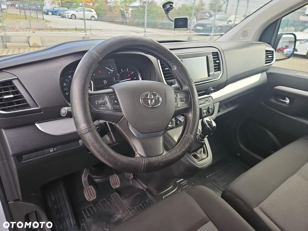 Toyota Proace Verso 2.0 D4-D Long Business - 17