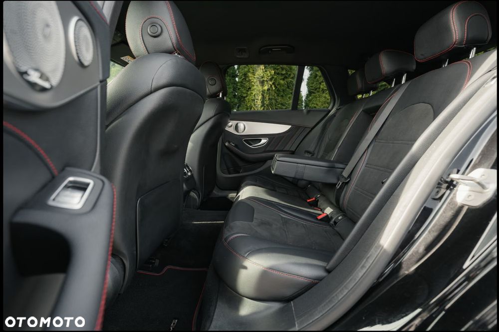 Mercedes-Benz Klasa C AMG 43 4-Matic - 12