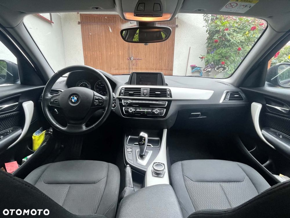 BMW Seria 1 118d - 9