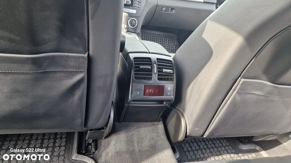 Mercedes-Benz Klasa C 350 CDI BlueEff Elegance - 16