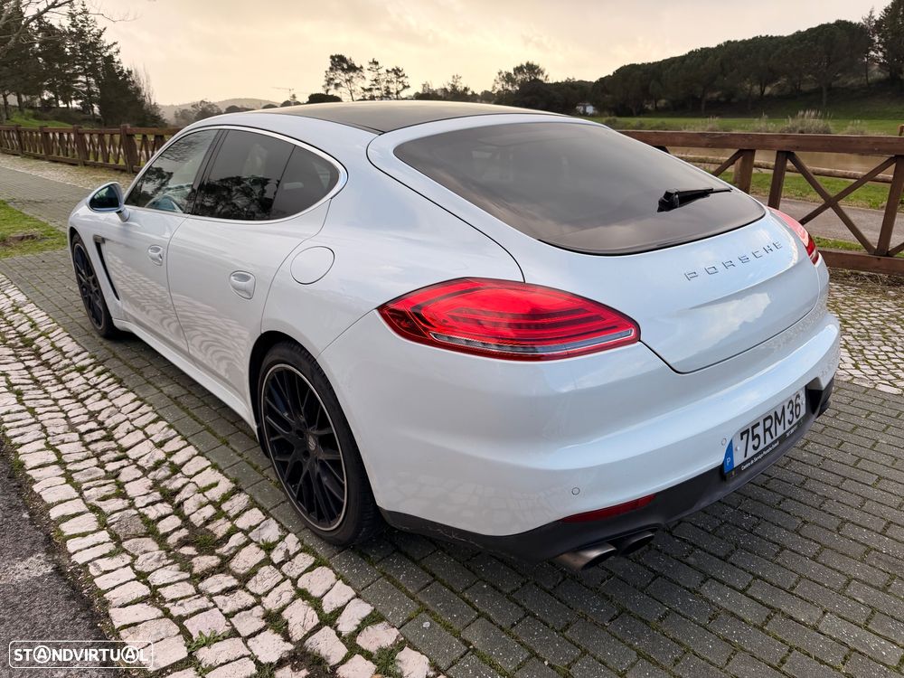 Porsche Panamera S Hybrid - 4