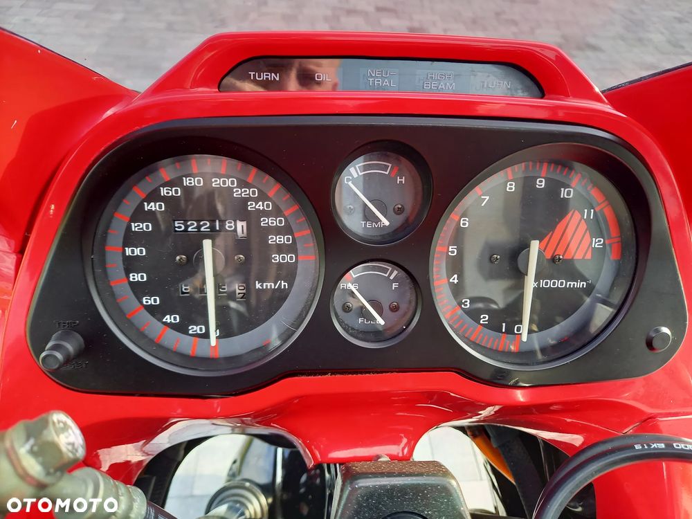 Honda CBR - 7