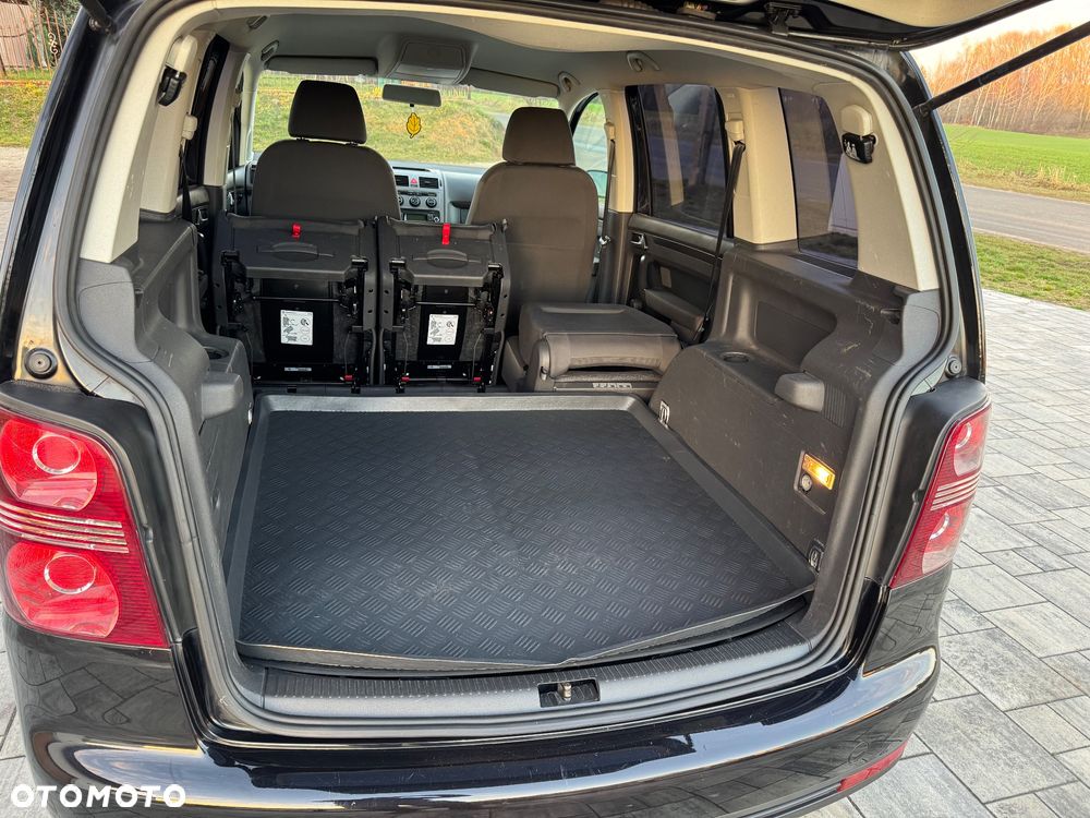 Volkswagen Touran 1.6 - 15