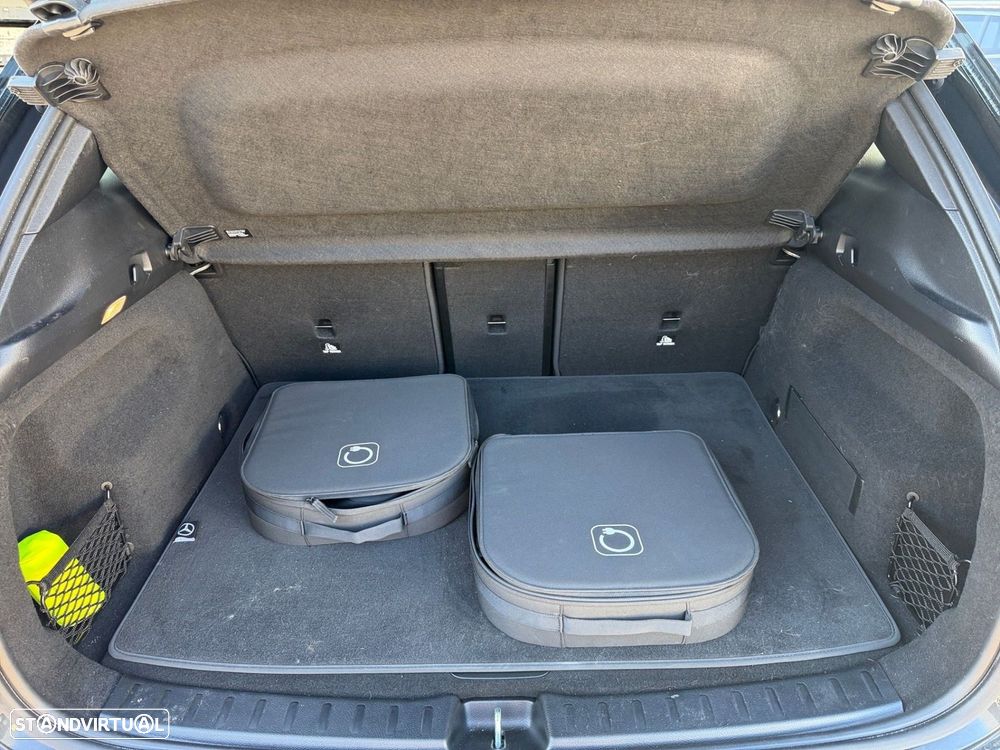 Mercedes-Benz EQA 250+ Progressive - 12