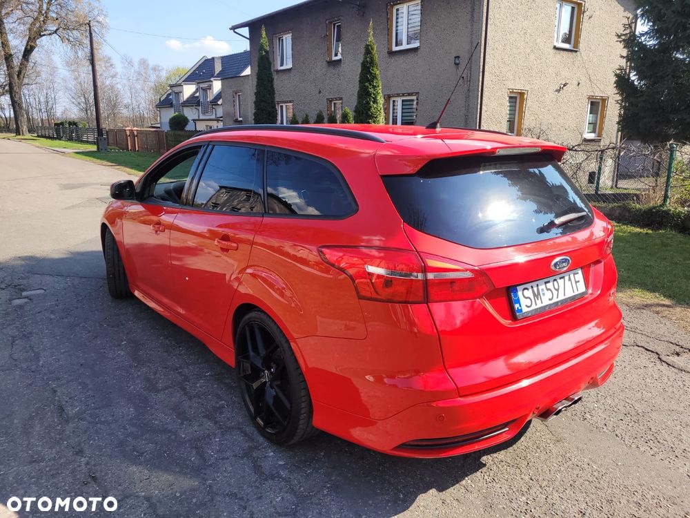 Ford Focus 2.0 EcoBoost ST - 4