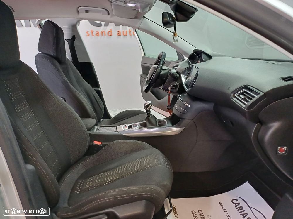 Peugeot 308 1.6 BlueHDi Allure - 11