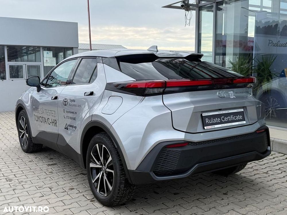 TOYOTA C-HR 2025 — imagine 4