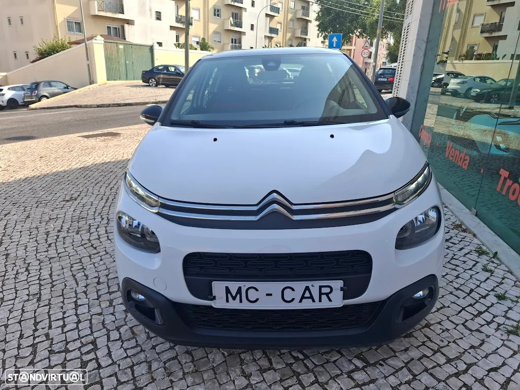 Citroën C3 1.2 PureTech Shine EAT6 - 2