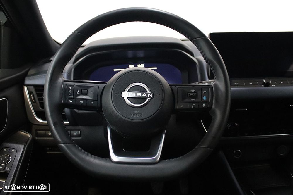 Nissan Qashqai 1.3 DIG-T Tekna SKY - 15