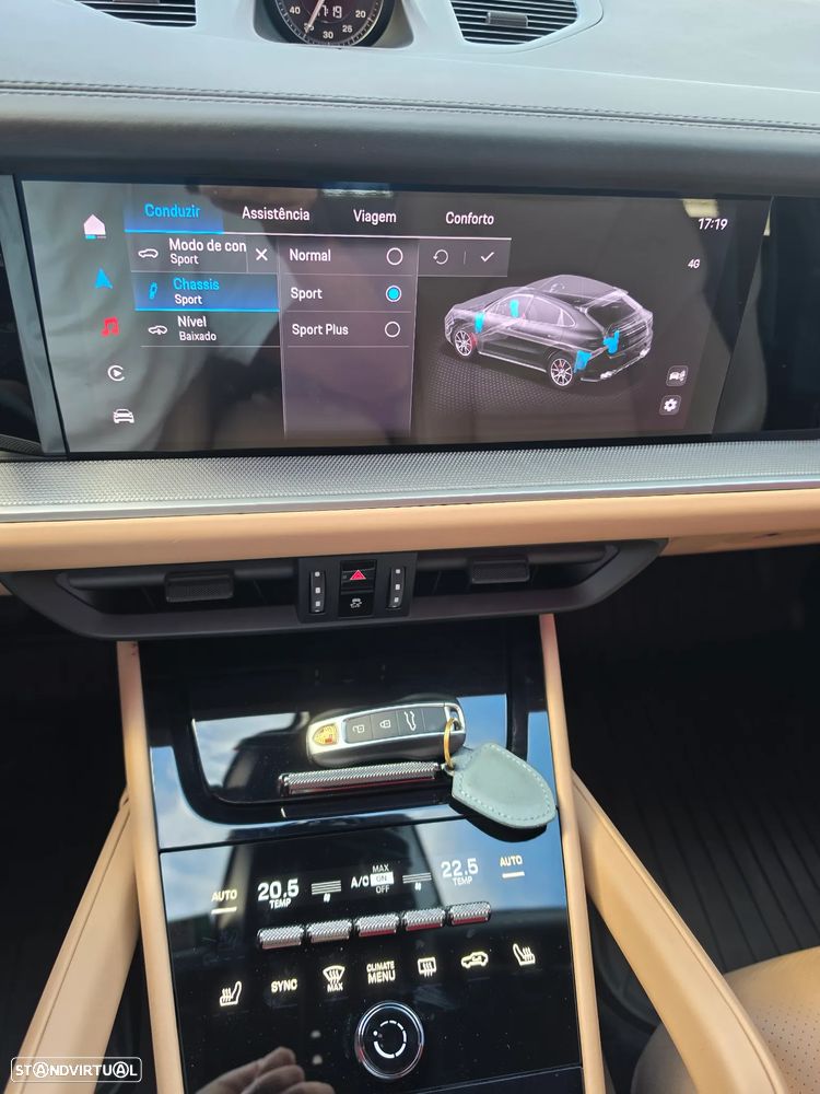 Porsche Cayenne E-Hybrid - 36