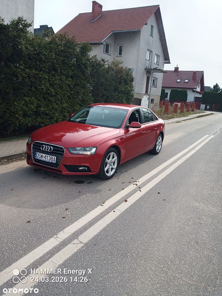 Audi A4 Limousine - 8