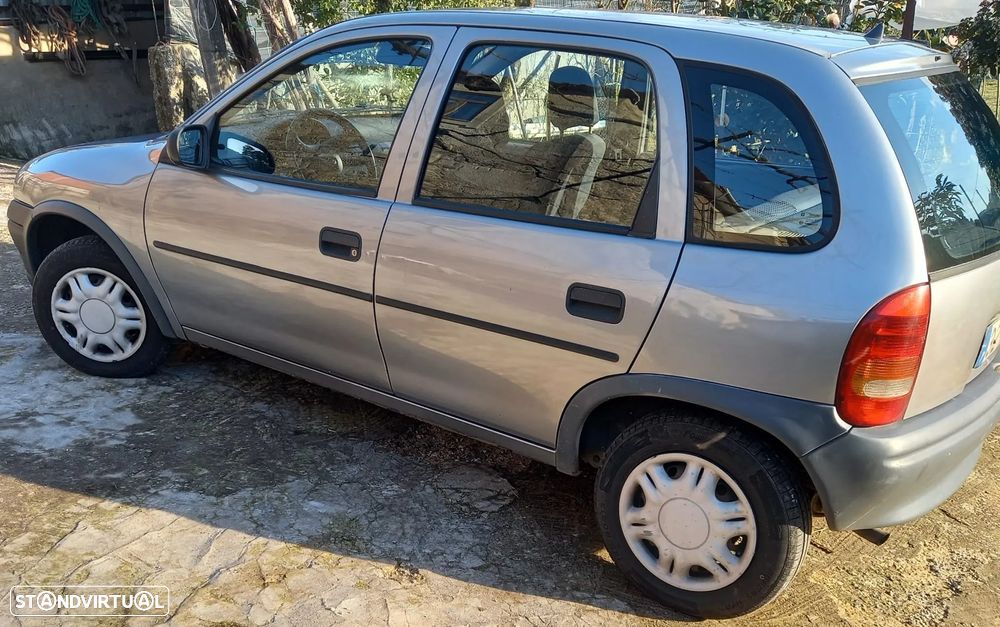 Opel Corsa 1.5 TD - 1
