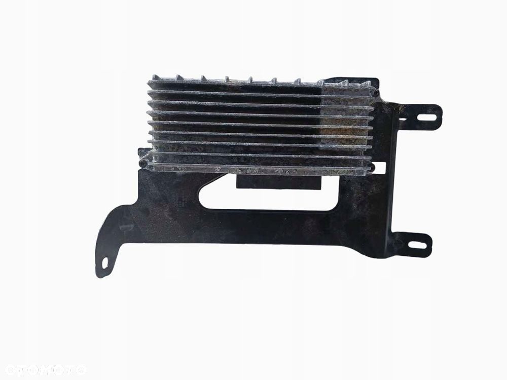 WZMACNIACZ ANTENOWY AUDIO RADIA AUDI A4 B8 A5 8T0035223AB - 1