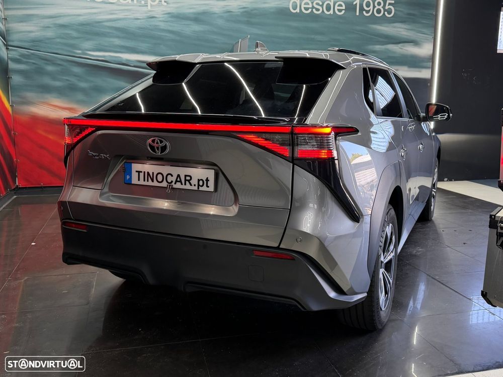Toyota bZ4X 71,4 kWh Lounge - 8