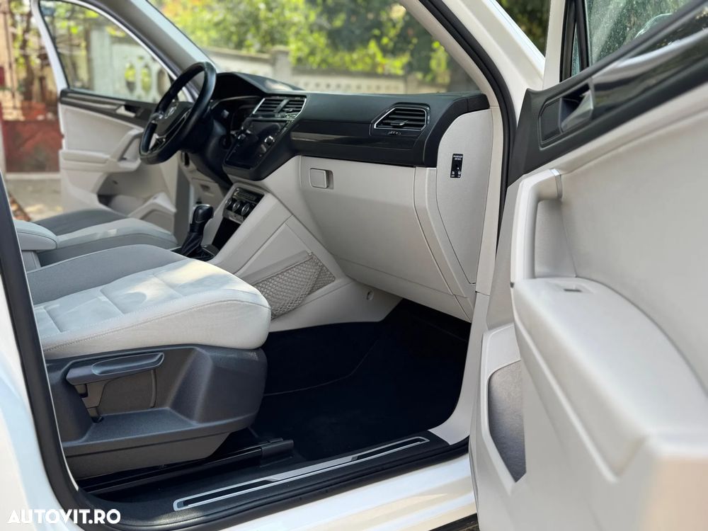 Volkswagen Tiguan 2.0 TDI DSG 4Mot Highline - 26