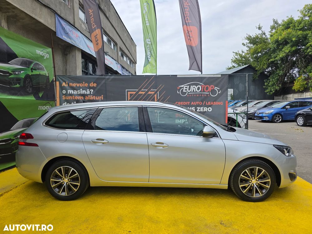 Peugeot 308 1.2 L PureTech Turbo S&S Allure Aut. - 5