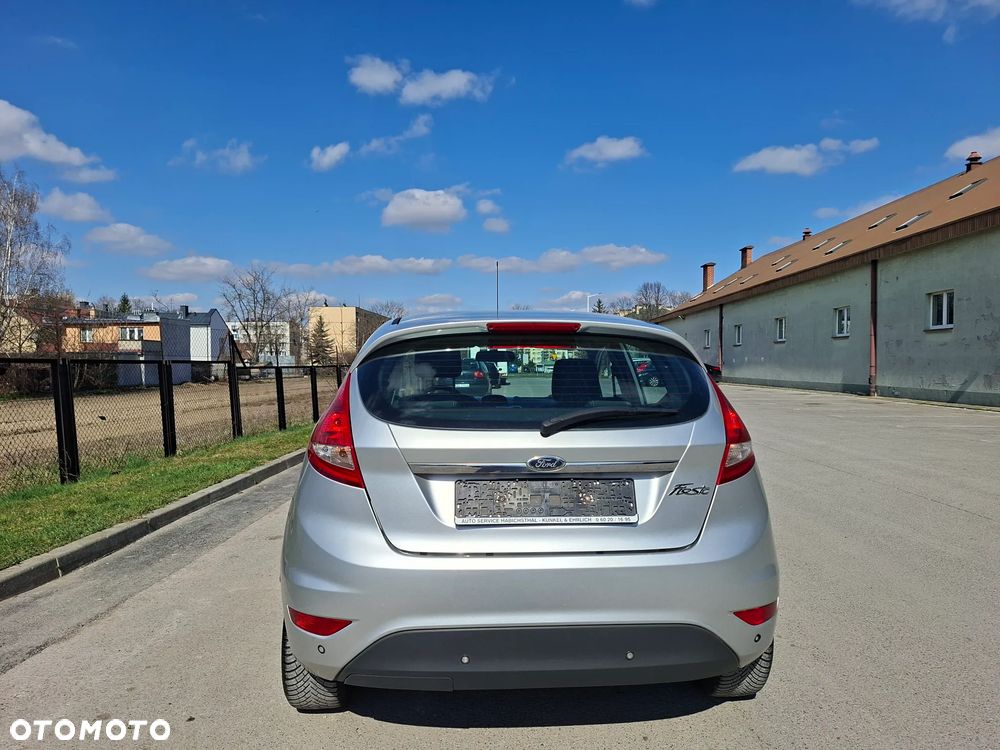 Ford Fiesta 1.4 Autom Trend - 7