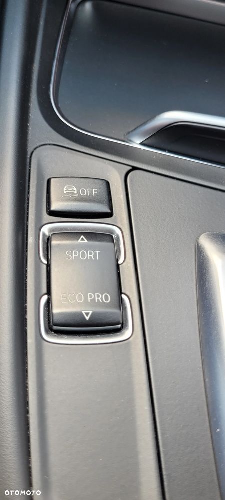 BMW Seria 3 320i GPF Luxury Line - 21