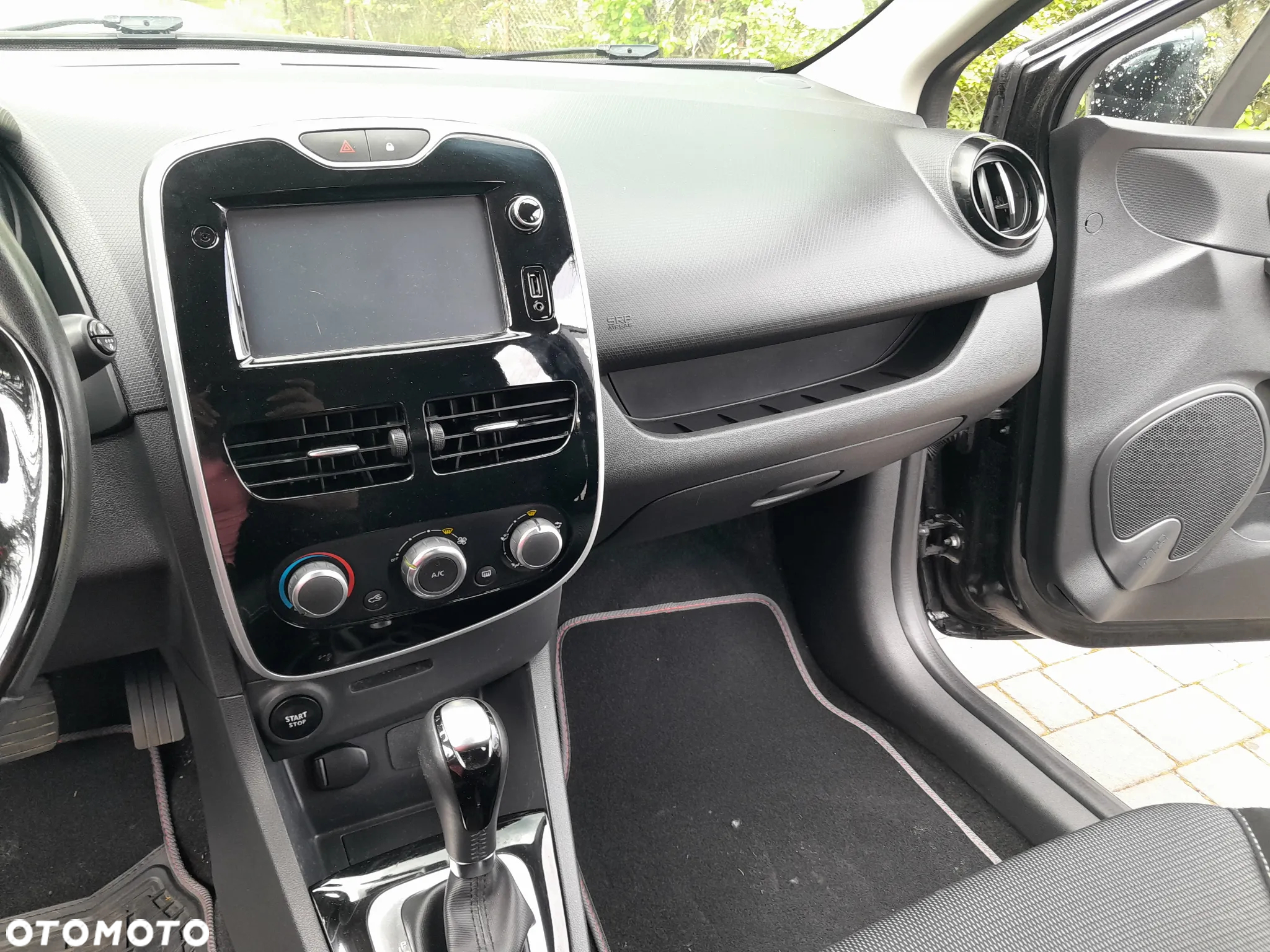 Renault Clio dCi 90 EDC Limited - 14