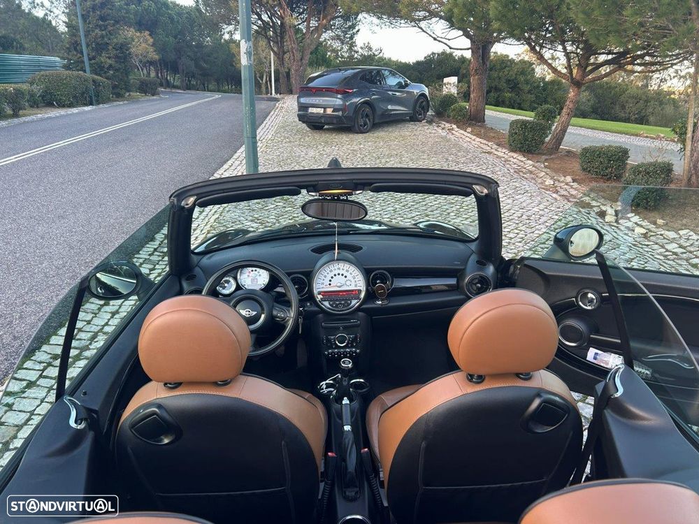 MINI Cabrio Cooper D - 11