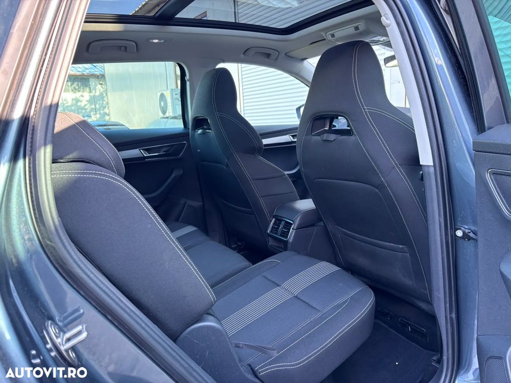 Skoda Karoq 1.0 TSI DSG Style - 28
