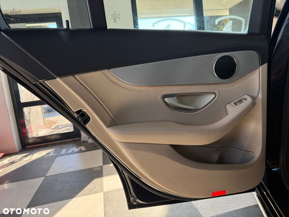 Mercedes-Benz Klasa C - 10