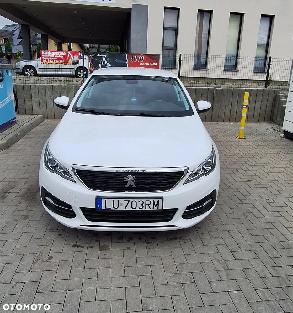 Peugeot 308 - 1