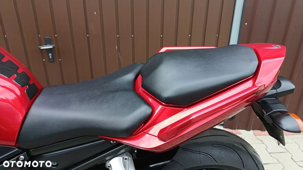 Yamaha FZ - 25