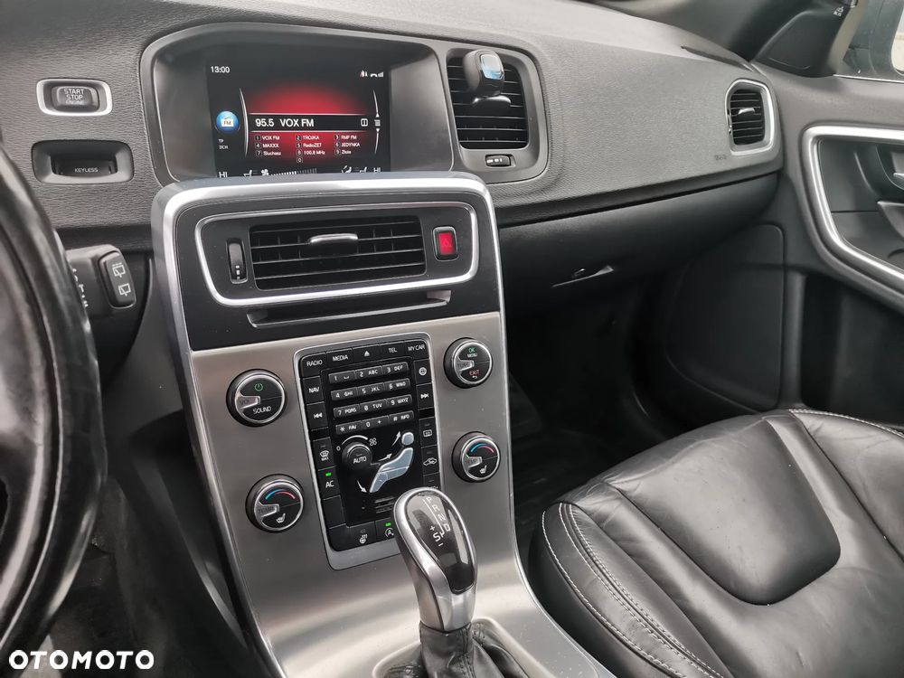 Volvo V60 D4 Drive-E Summum - 22