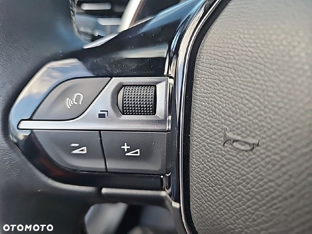 Peugeot 5008 1.2 PureTech mHEV Allure Pack S&S e-DCS6 - 13