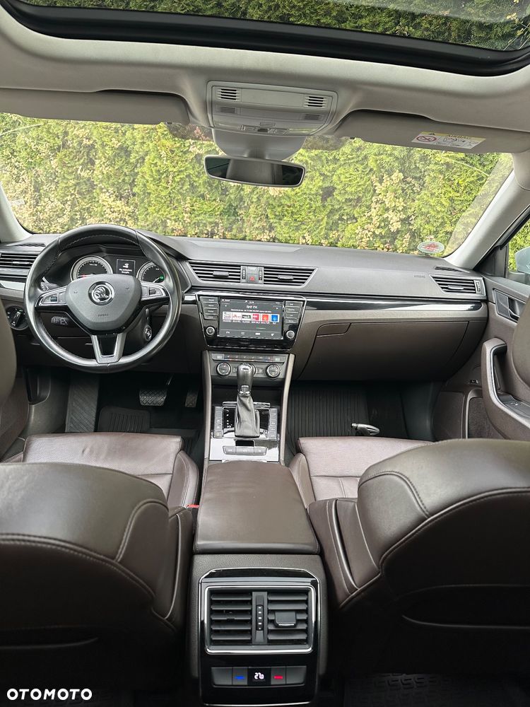 Skoda Superb 2.0 TDI DSG L&K - 19