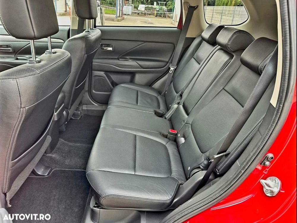 Mitsubishi Outlander 2.2 DI-D 4WD Automatik Instyle - 7