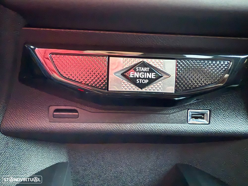 DS DS3 Crossback E-TENSE PERFORMANCE LINE + - 14