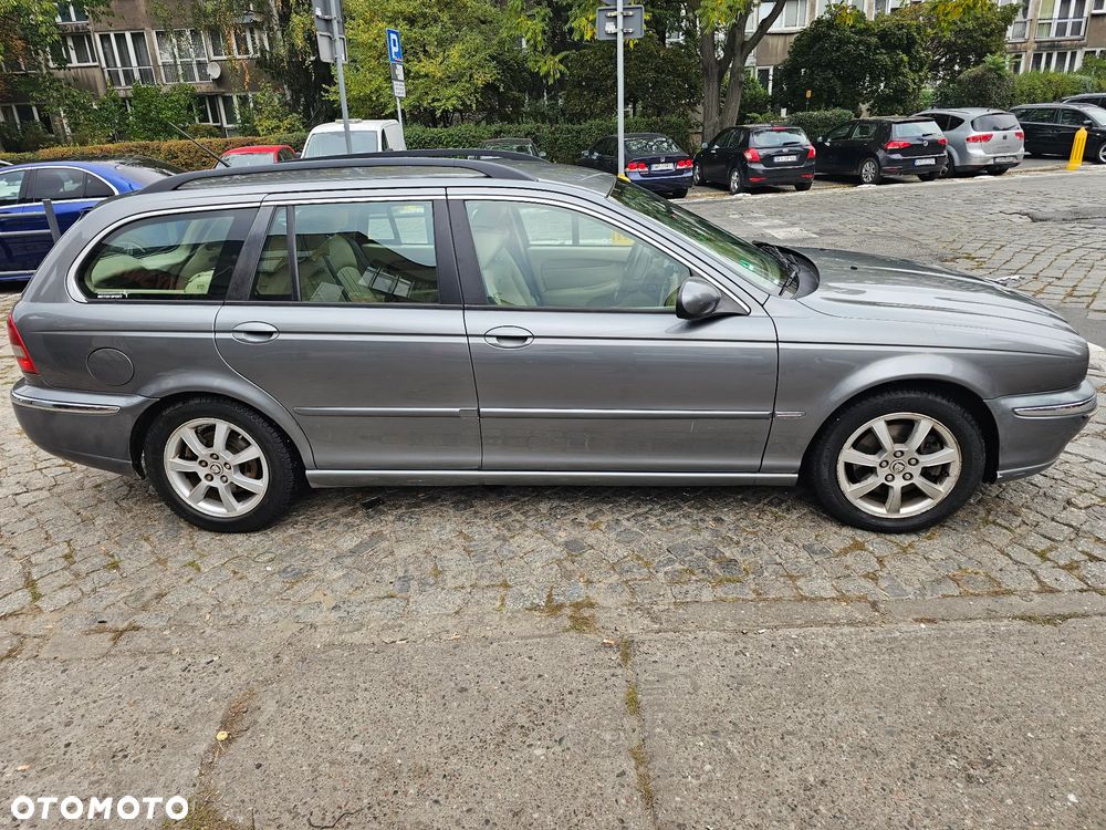 Jaguar X-Type - 14