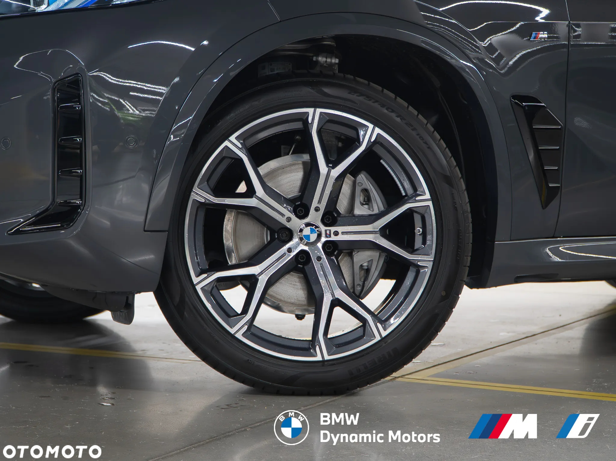 BMW X5 xDrive40i - 11