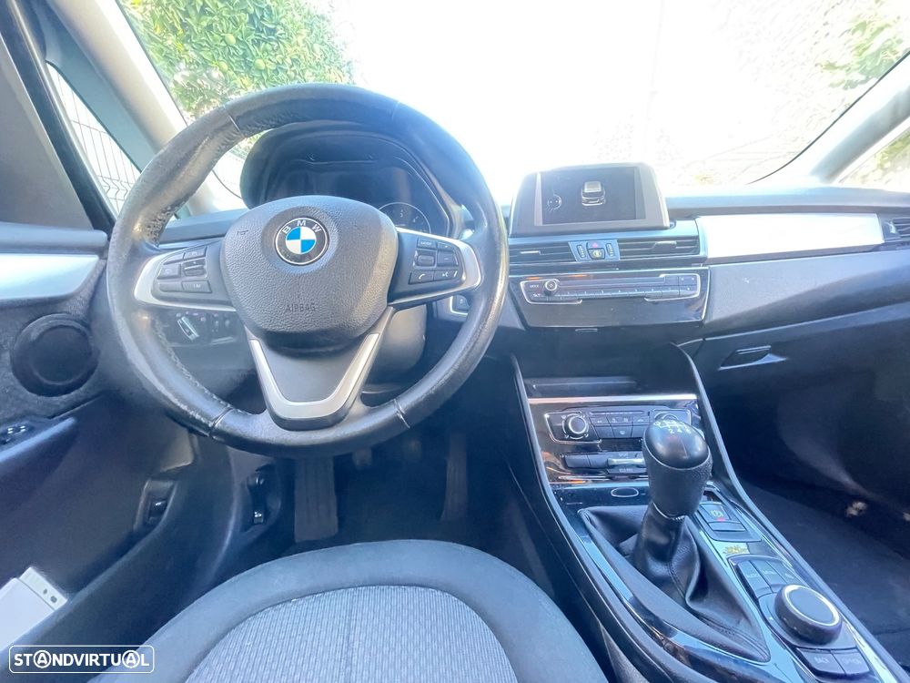 BMW 214 Active Tourer d Line Sport - 6