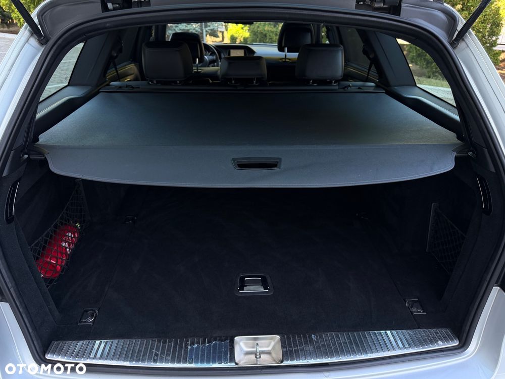Mercedes-Benz Klasa E 220 CDI Automatik Avantgarde - 24