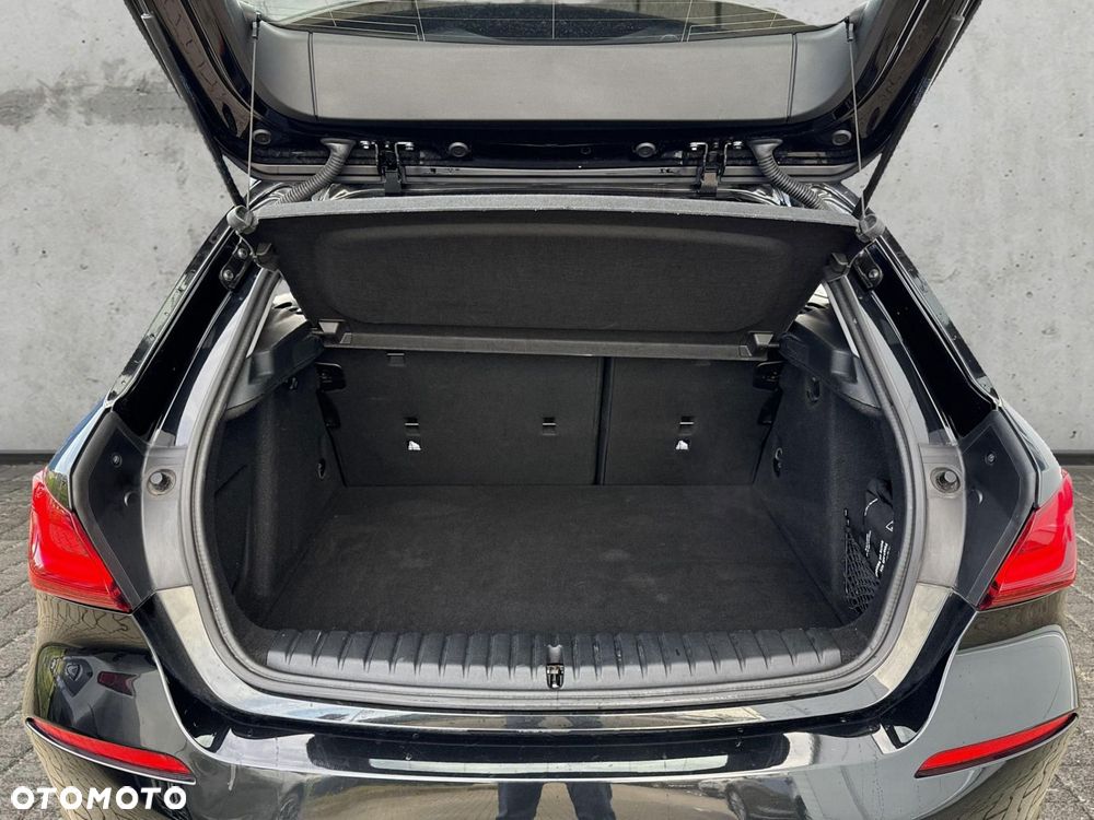 BMW Seria 1 - 18