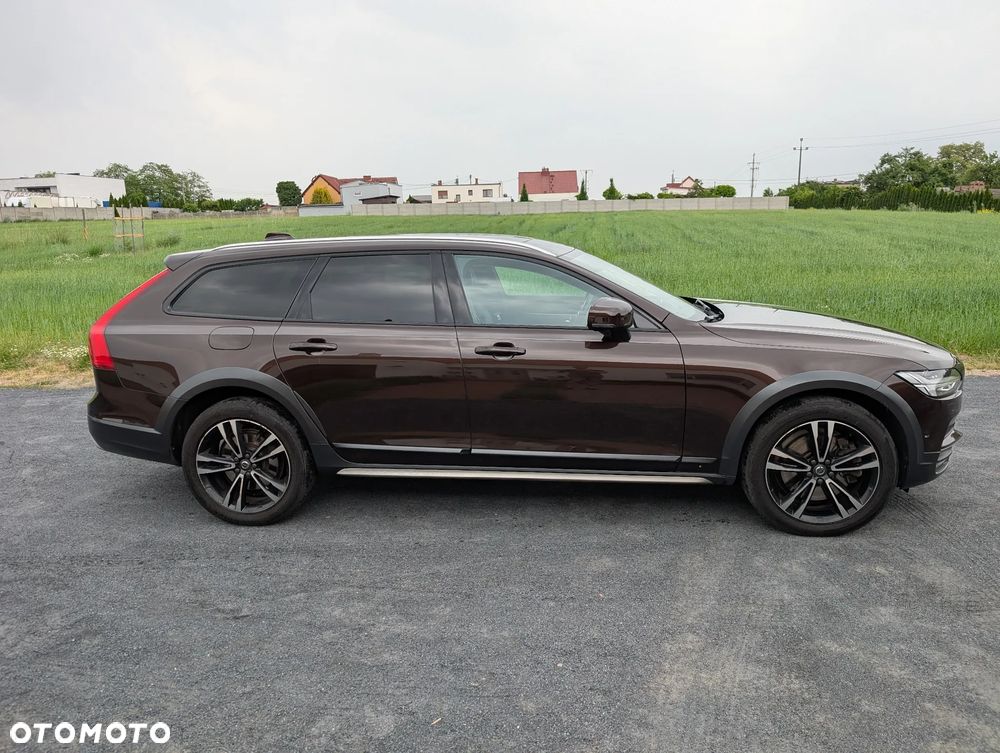 Volvo V90 D5 AWD Inscription - 4