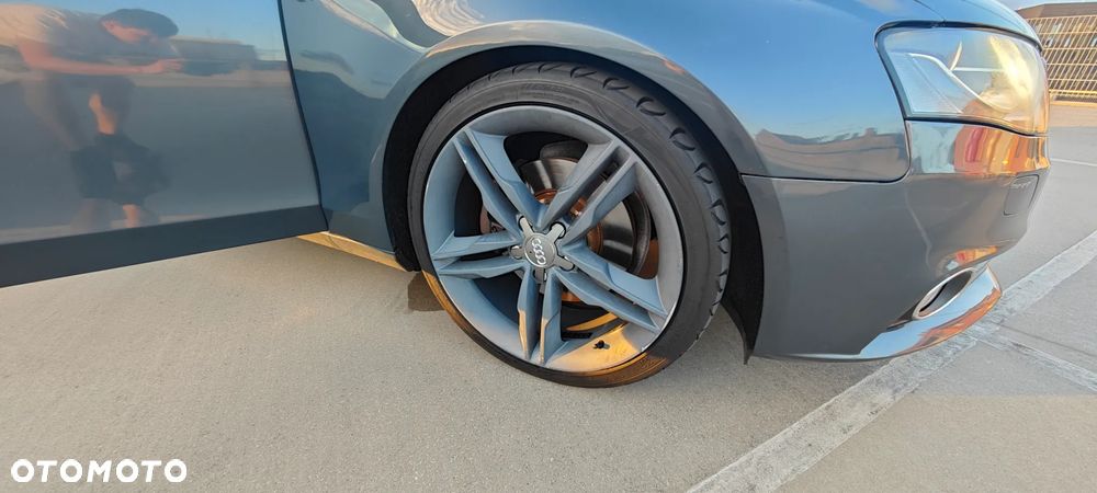 Audi A4 Limousine - 18