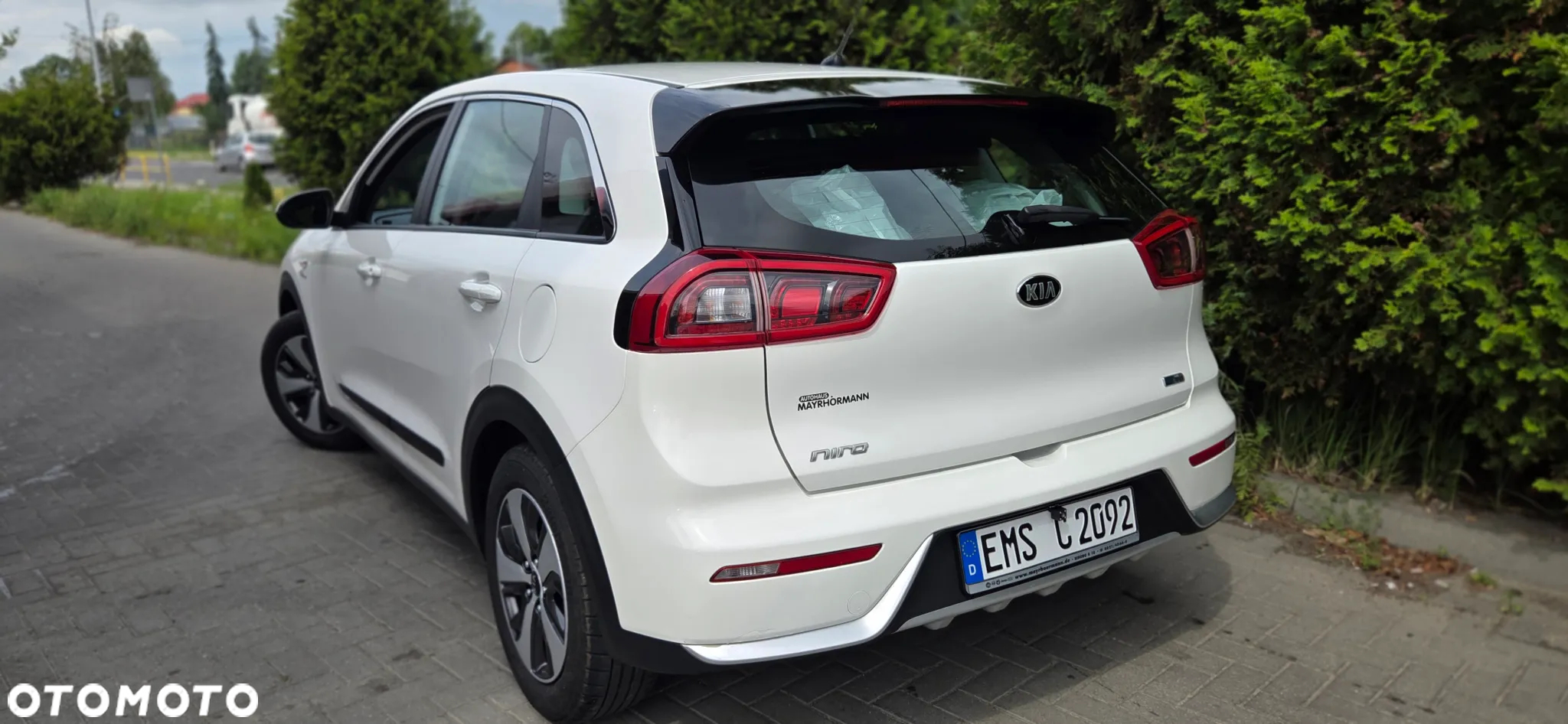 Kia Niro 1.6 GDI Hybrid M - 10