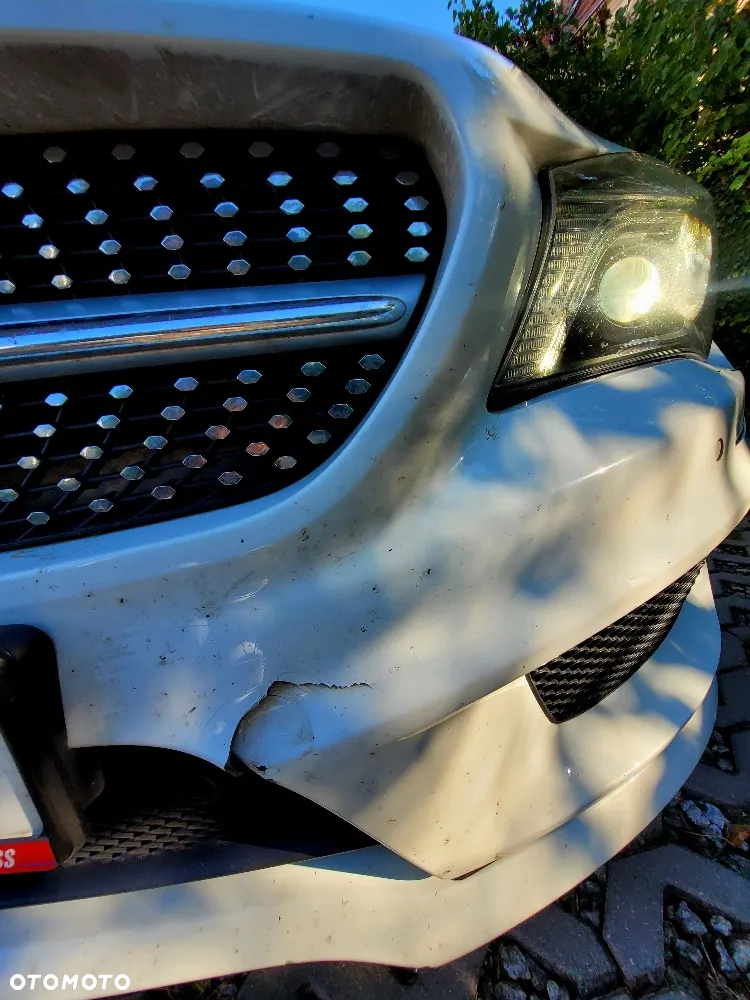 Mercedes-Benz CLA 250 4-Matic AMG Line - 16
