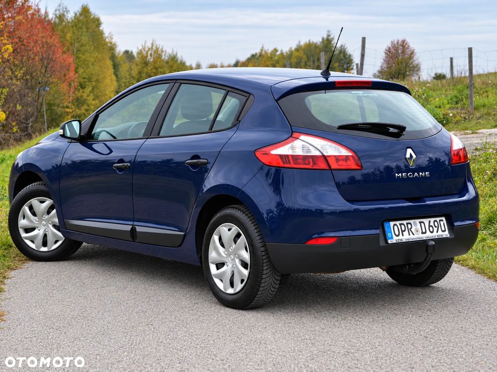 Renault Megane 1.6 16V Authentique Euro5 - 8